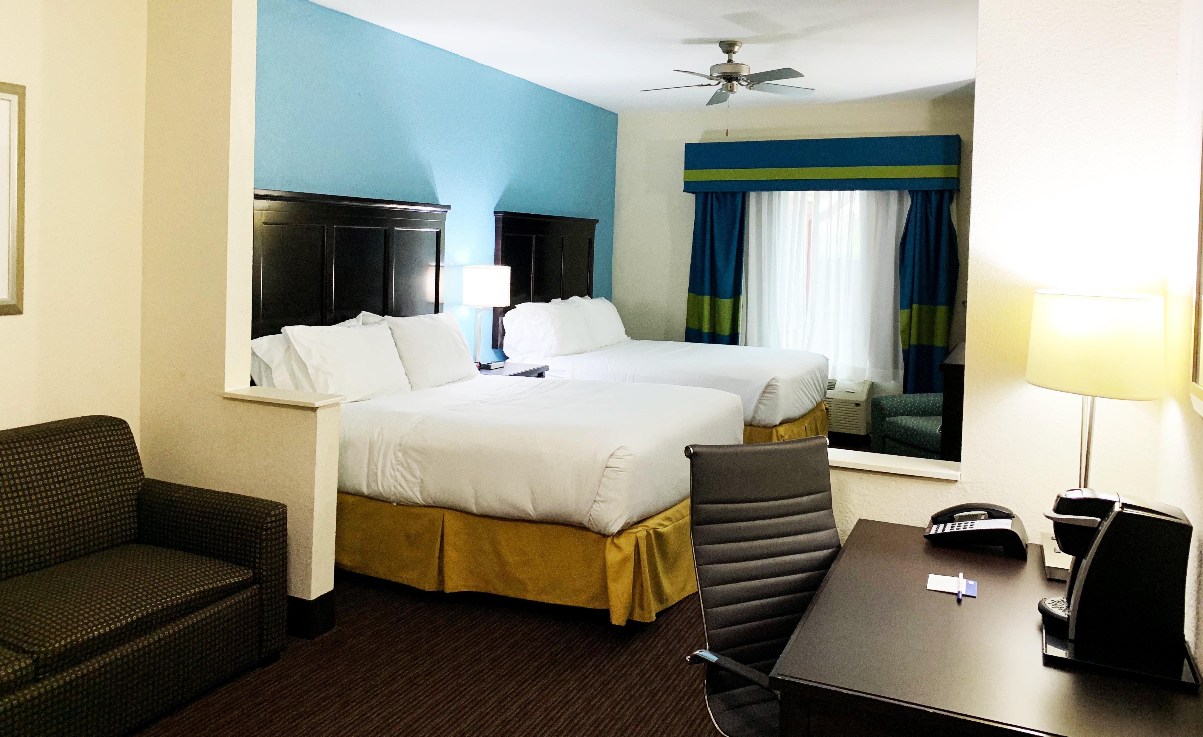 Holiday Inn Express Hotel & Suites Gainesville By Ihg Экстерьер фото