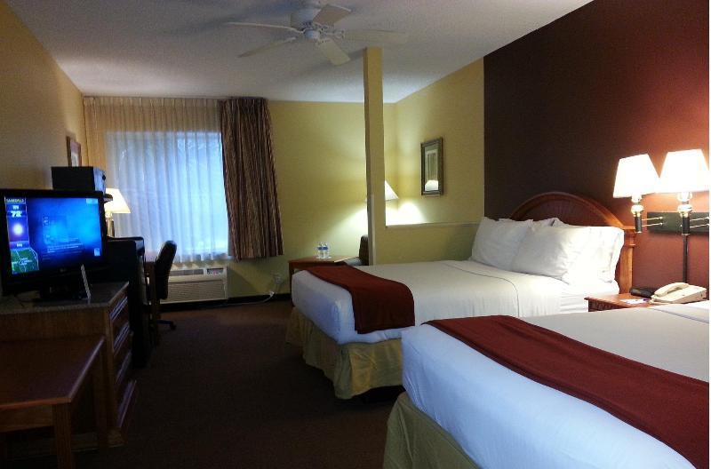 Holiday Inn Express Hotel & Suites Gainesville By Ihg Экстерьер фото